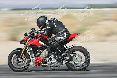 media/Oct-26-2025-Race Pace (Sun) [[c1447ca738]]/Verified/3-Turn 14 Exit Pans (1030am)/